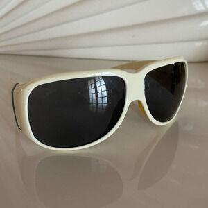 Burberry by Safilo white Plastic Frame Sunglasses 115 B 8486/S y2K Wraparound